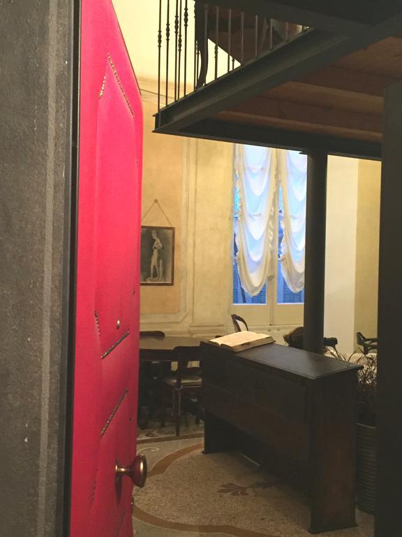 La Casa Di Einstein * Genoa